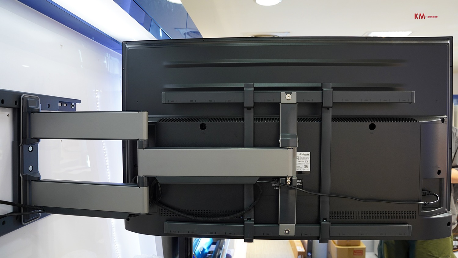 Vogel’s TVM 5845壁掛架+TVA 6950 支架